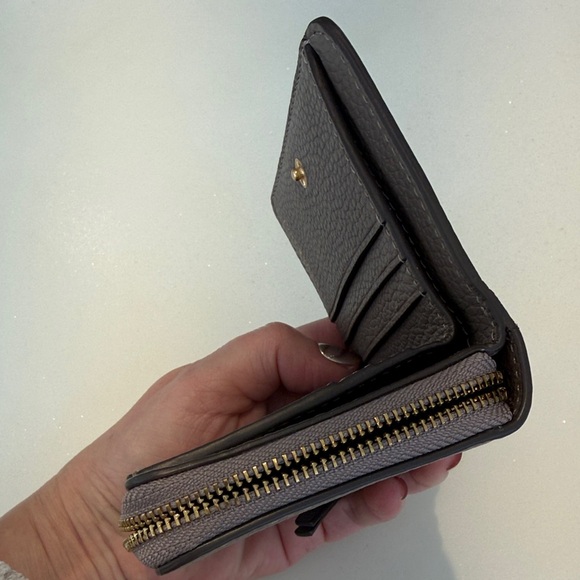 Tory Burch Mocha Beige Brown Leather Zip Wallet - Picture 8 of 11